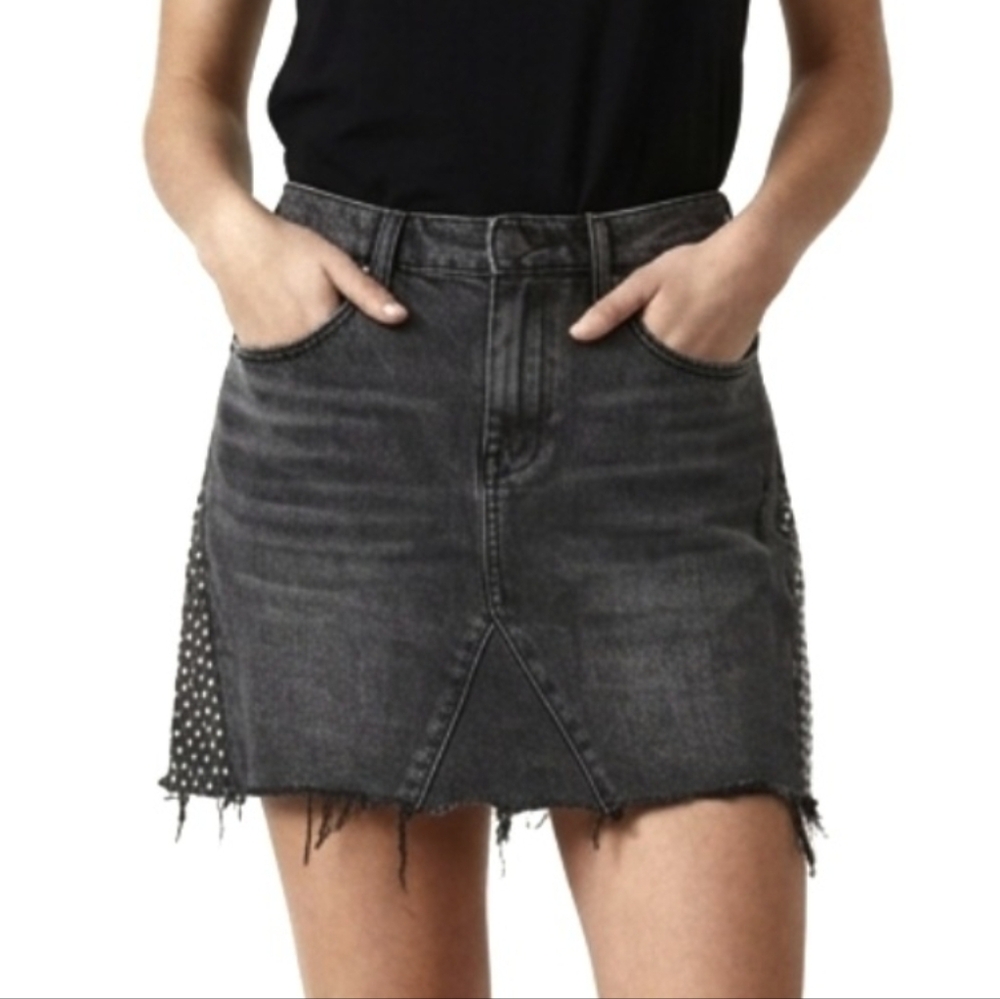 BLANKNYC Studded Denim Mini-Skirt Size 27 - Picture 4 of 13